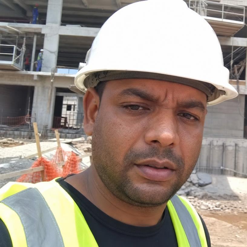 Anderson S., profissional de segurança do trabalho